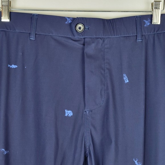 Greyson 10" Golf Shorts Mens Size 42 Navy Blue Wolf Animals AOP Performance - Picture 2 of 11
